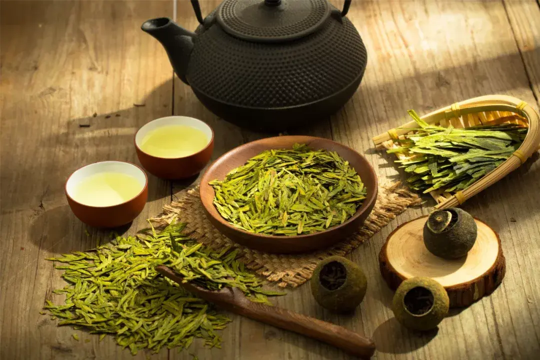 What are the types of tea?